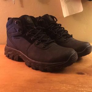 Men’s newton ridge waterproof hiking boot